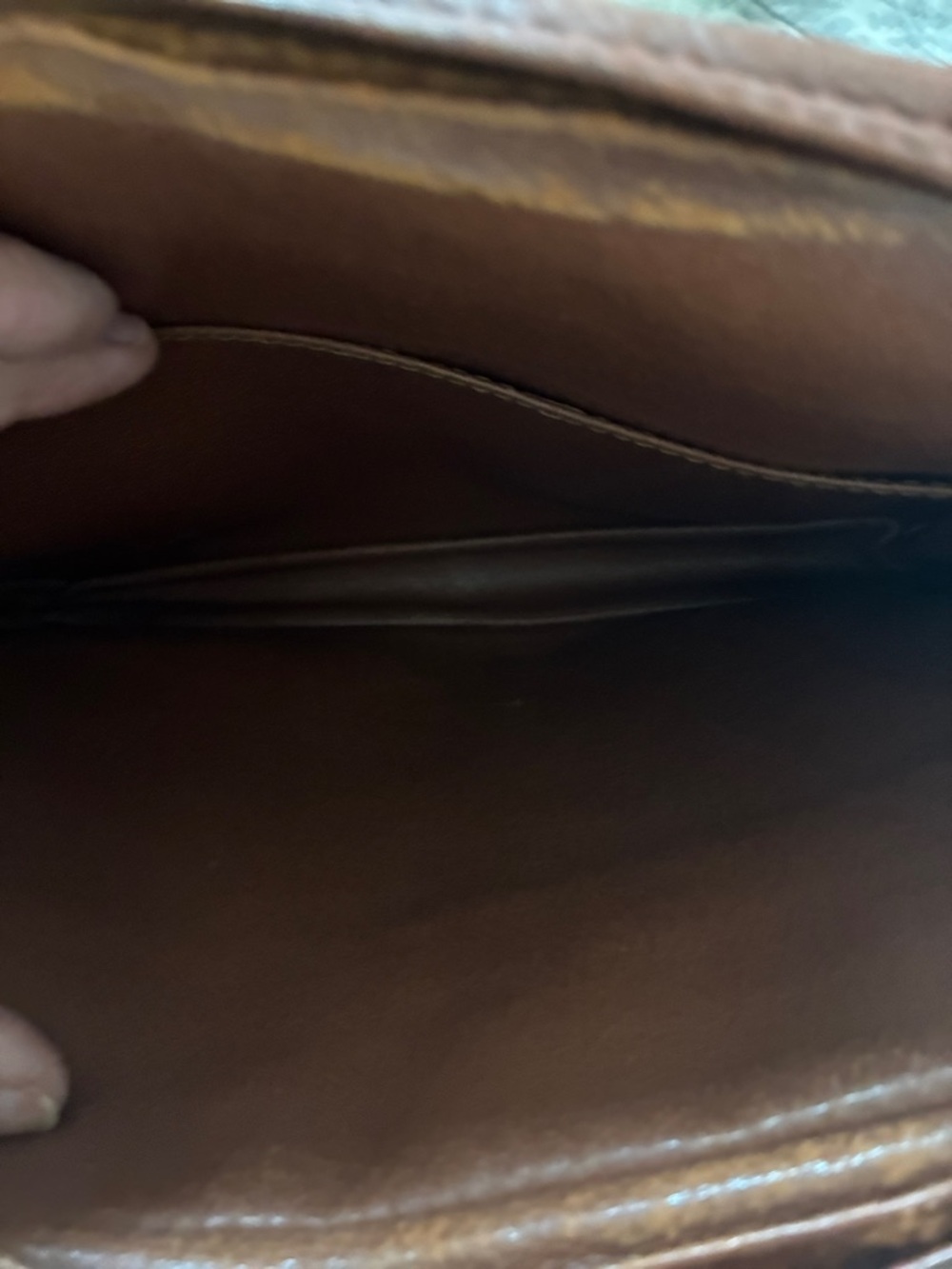 Louis Vuitton project, Kate Spade project 
Mario Valentino bag - Picture 7 of 10